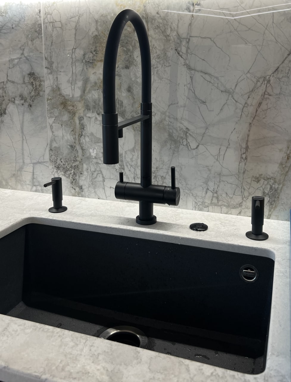 Мойка кухонная Omoikiri Tedori 66-U BL 4993972 Tetogranit, черный