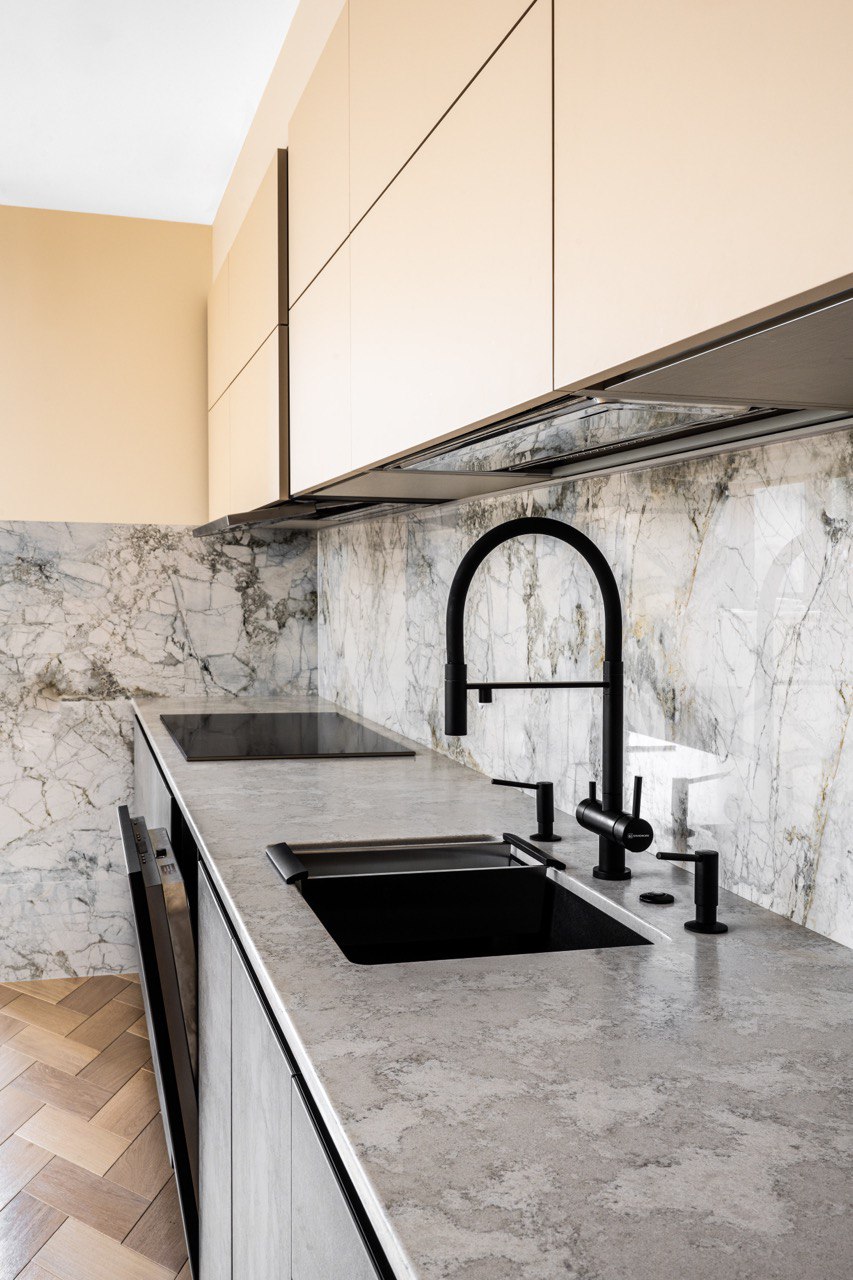 Мойка кухонная Omoikiri Bosen 54-U BL 4993161 Tetogranit, черный